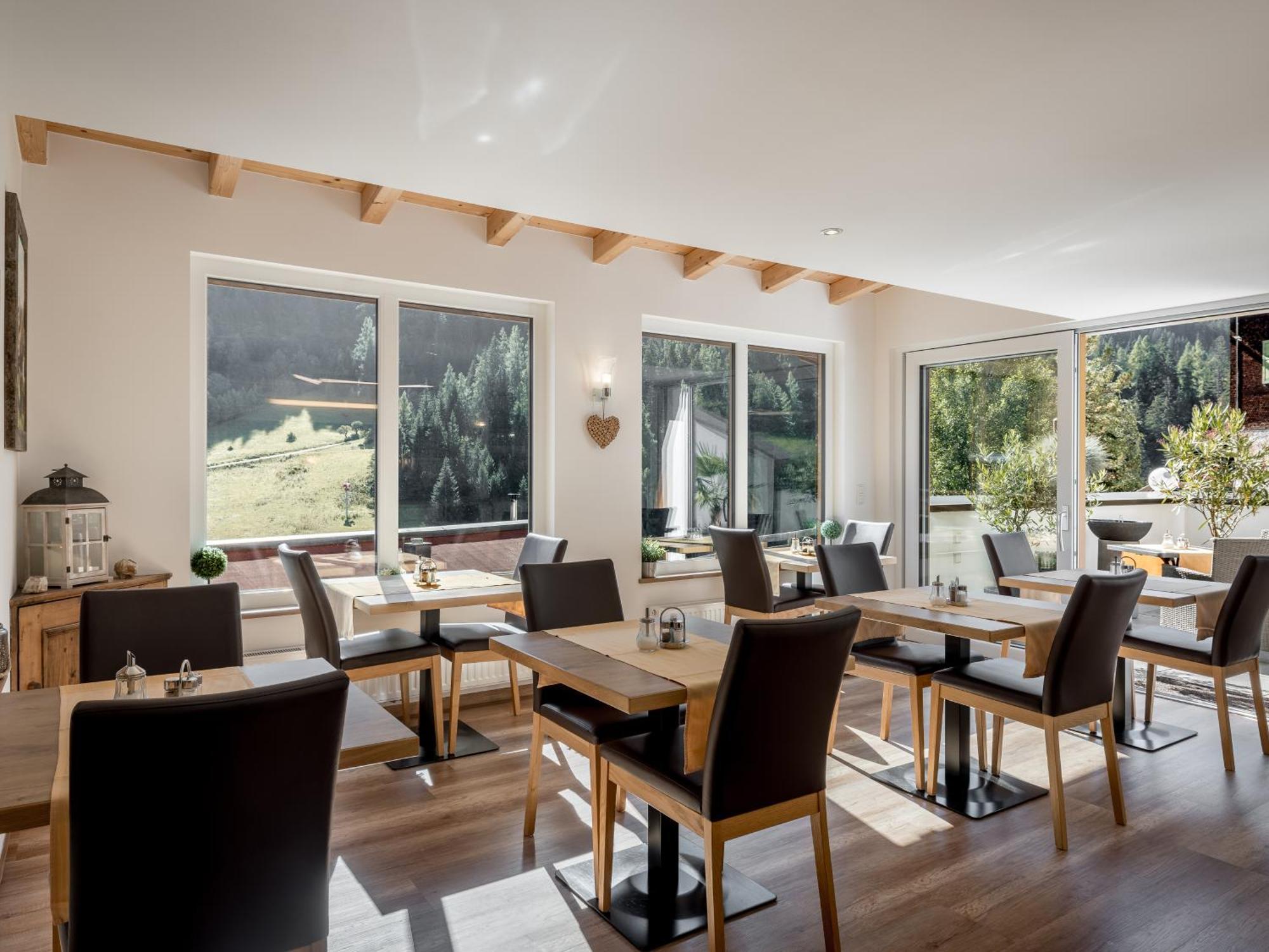 Quality Hosts Arlberg - Haus Pepi Eiter Hotel Sankt Anton am Arlberg Kültér fotó