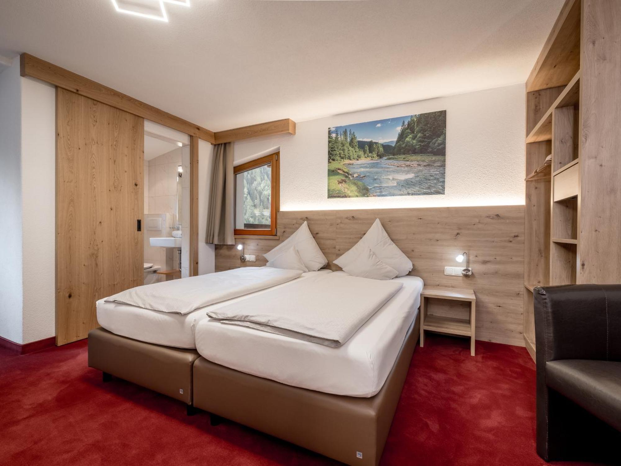 Quality Hosts Arlberg - Haus Pepi Eiter Hotel Sankt Anton am Arlberg Kültér fotó