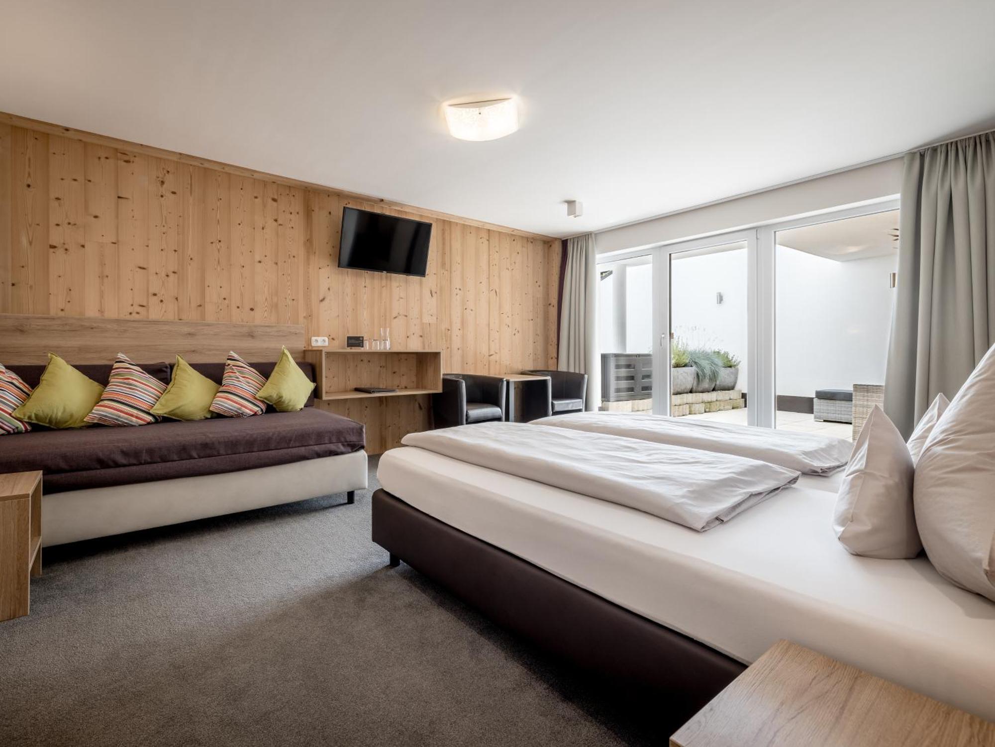 Quality Hosts Arlberg - Haus Pepi Eiter Hotel Sankt Anton am Arlberg Kültér fotó