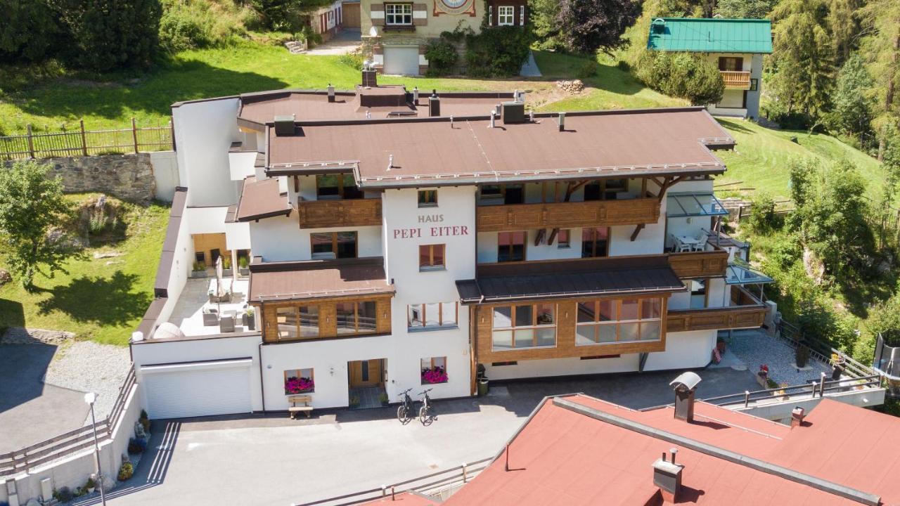 Quality Hosts Arlberg - Haus Pepi Eiter Hotel Sankt Anton am Arlberg Kültér fotó